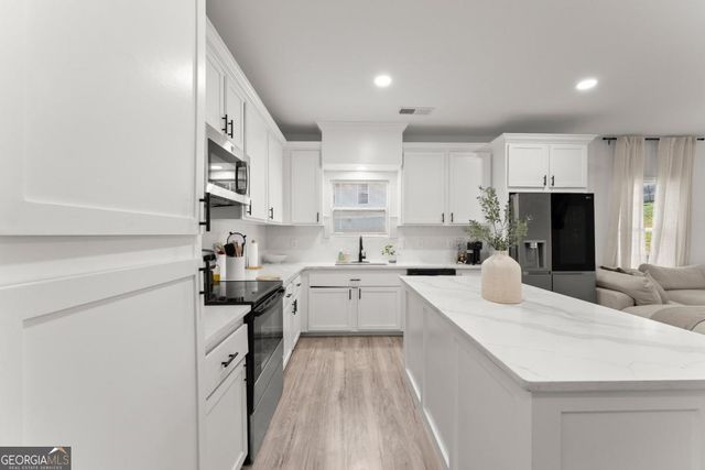 6503 Narramore Way, Lula, GA 30554