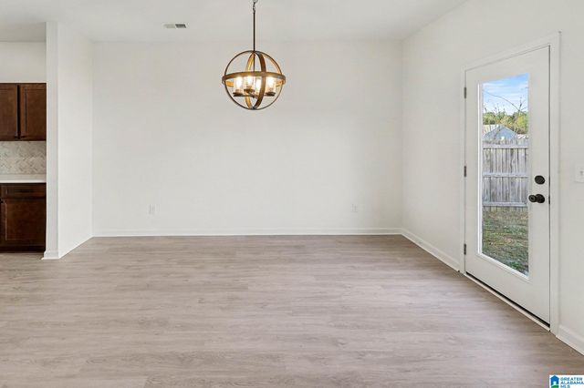 180 SMITH GLEN DRIVE, Springville, AL 35146