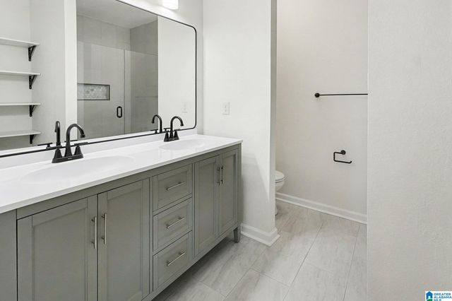 180 SMITH GLEN DRIVE, Springville, AL 35146