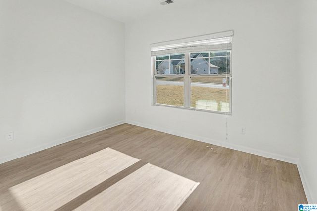 180 SMITH GLEN DRIVE, Springville, AL 35146