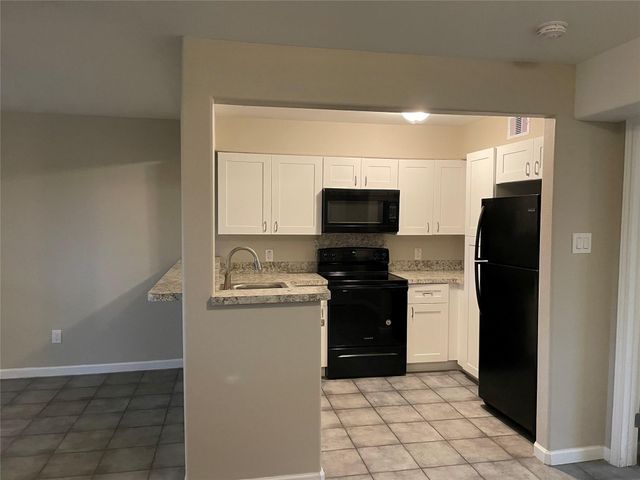 6414 Sloan Street 7, Houston, TX 77087