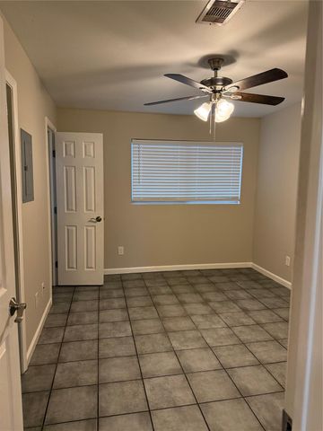 6414 Sloan Street 7, Houston, TX 77087