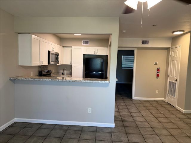 6414 Sloan Street 7, Houston, TX 77087