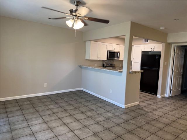 6414 Sloan Street 7, Houston, TX 77087
