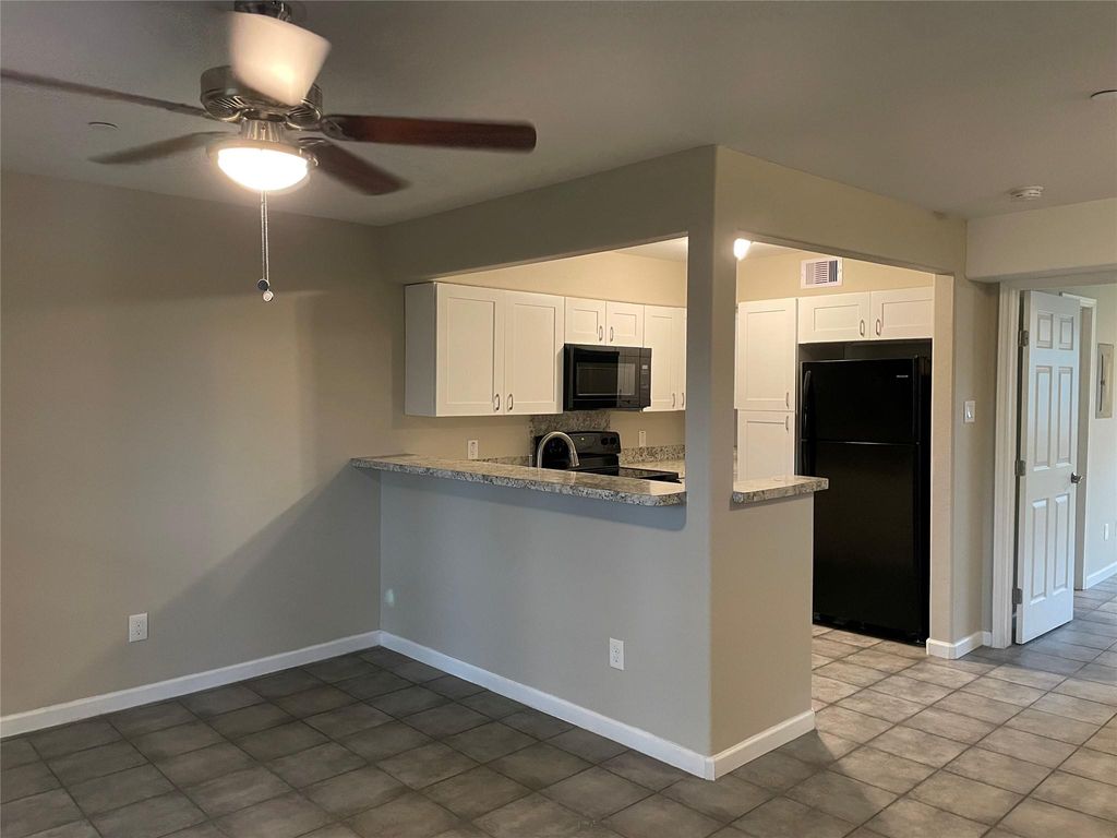 6414 Sloan Street 7, Houston, TX 77087