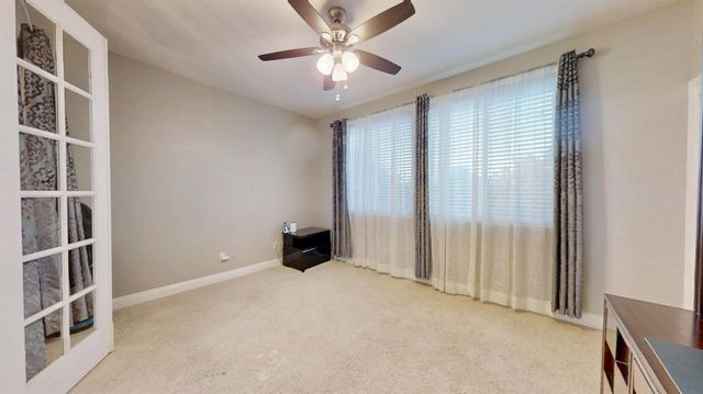 9573 Spring River Way, Elk Grove, CA 95624