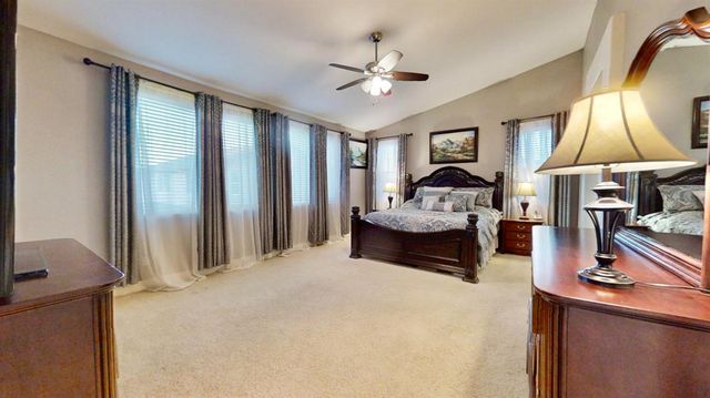 9573 Spring River Way, Elk Grove, CA 95624