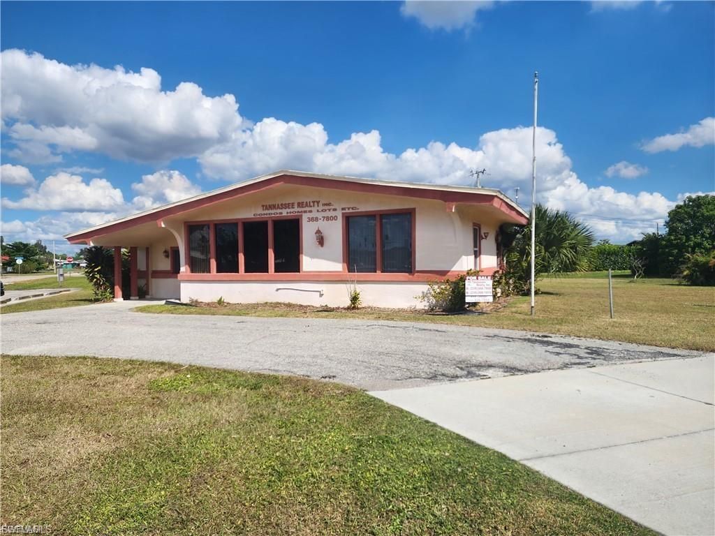 1003 LEELAND HEIGHTS BLVD W, LEHIGH ACRES, FL 33936 — photo 2