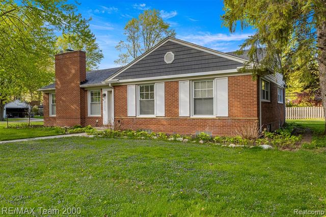 21675 Outer Drive, Dearborn, MI 48124