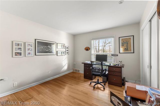 21675 Outer Drive, Dearborn, MI 48124