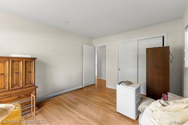 21675 Outer Drive, Dearborn, MI 48124