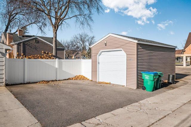 3029 Idaho Avenue S, Saint Louis Park, MN 55426