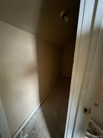 20041 Marx Street, Detroit, MI 48203