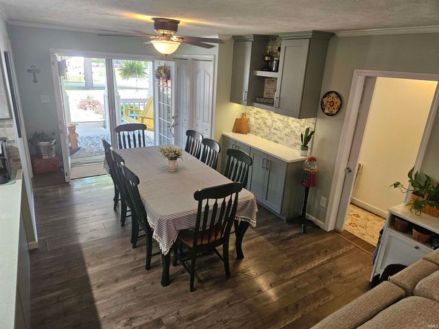 11235 N Lower Lake Shore Drive, Monticello, IN 47960