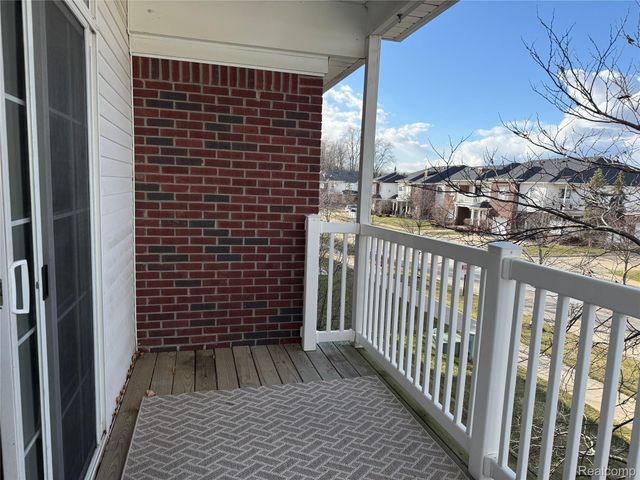 5609 Acorn Lane, Sterling Heights, MI 48314