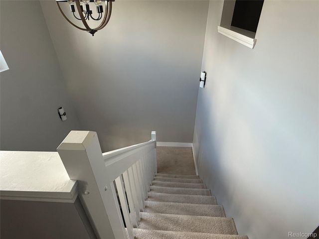 5609 Acorn Lane, Sterling Heights, MI 48314