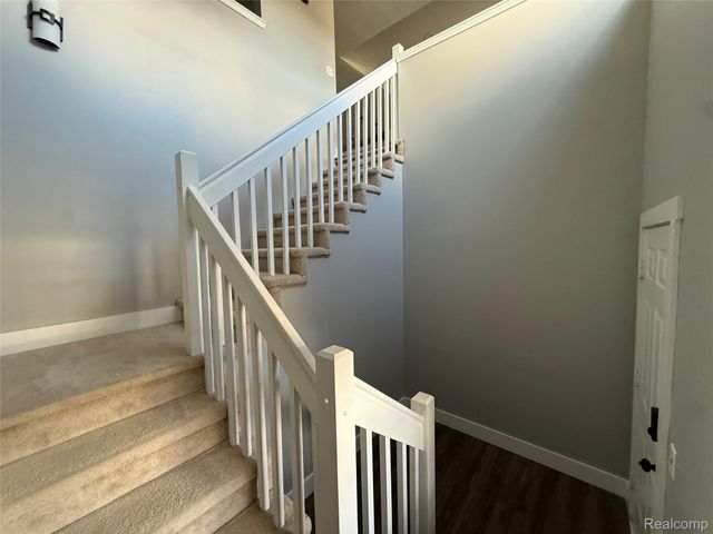 5609 Acorn Lane, Sterling Heights, MI 48314