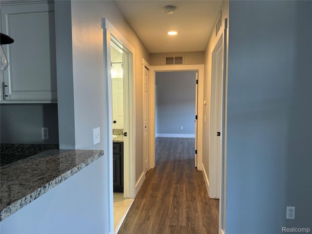 5609 Acorn Lane, Sterling Heights, MI 48314