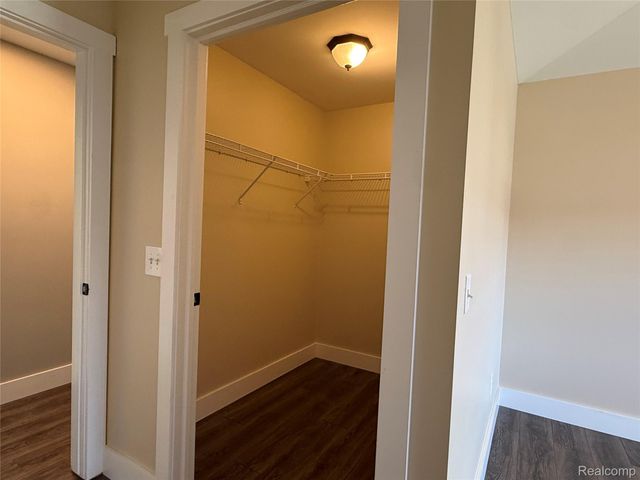 5609 Acorn Lane, Sterling Heights, MI 48314