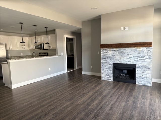 5609 Acorn Lane, Sterling Heights, MI 48314