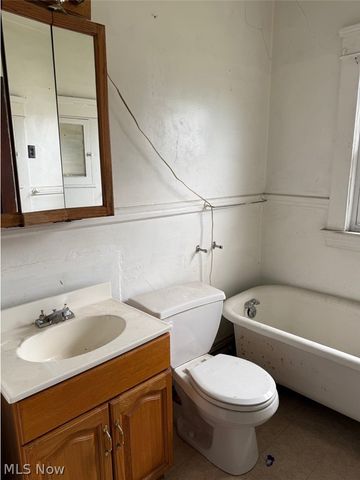 1623 Elsinore Avenue, East Cleveland, OH 44112