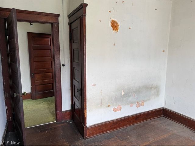 1623 Elsinore Avenue, East Cleveland, OH 44112