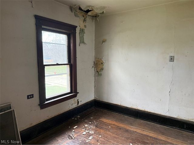 1623 Elsinore Avenue, East Cleveland, OH 44112