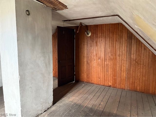 1623 Elsinore Avenue, East Cleveland, OH 44112