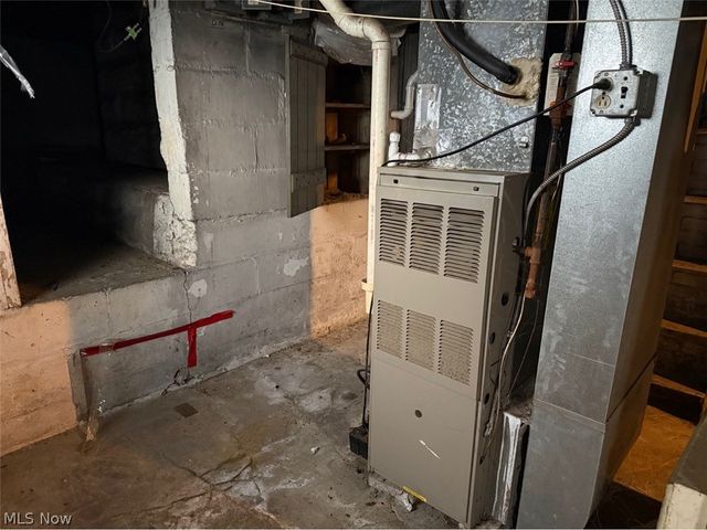 1623 Elsinore Avenue, East Cleveland, OH 44112