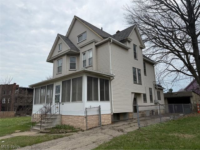 1623 Elsinore Avenue, East Cleveland, OH 44112