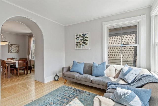 9-11 Pond St 2, Boston, MA 02130