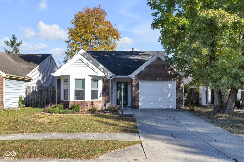 4946 Amaryllis Court, Indianapolis, IN 46254