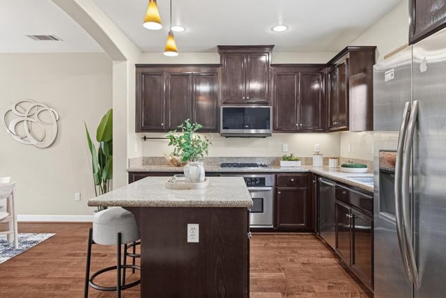 1745 Hillebrant Place, Santa Clara, CA 95050