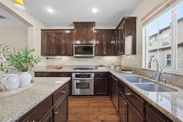 1745 Hillebrant Place, Santa Clara, CA 95050