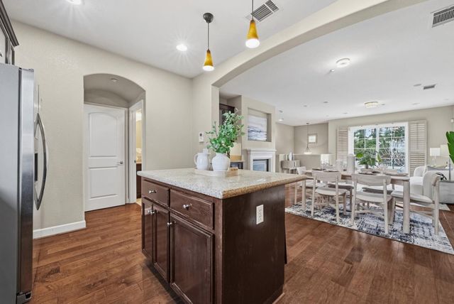 1745 Hillebrant Place, Santa Clara, CA 95050