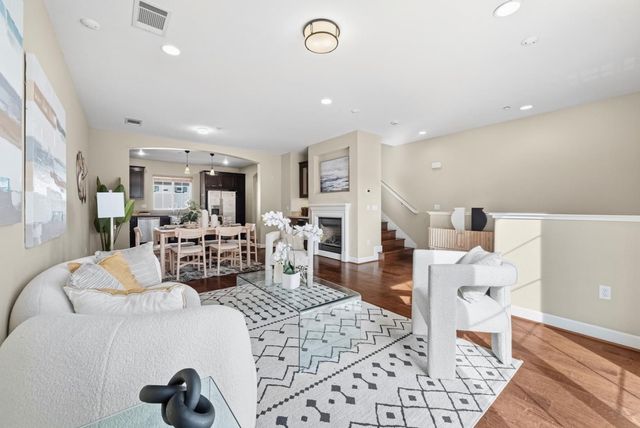 1745 Hillebrant Place, Santa Clara, CA 95050