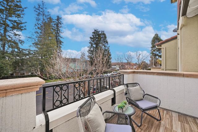 1745 Hillebrant Place, Santa Clara, CA 95050