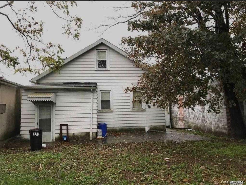 777 W Merrick Road, Valley Stream, NY 11580 — photo 3