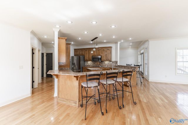 224 Twin Lakes Drive, New Market, AL 35761