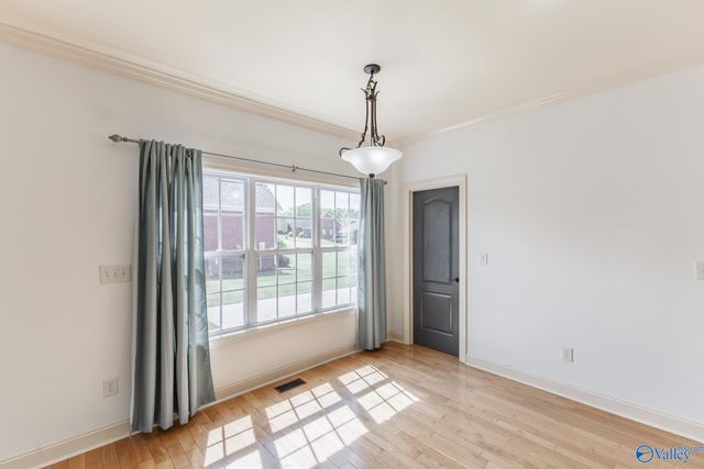 224 Twin Lakes Drive, New Market, AL 35761