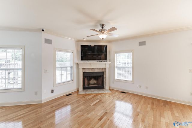 224 Twin Lakes Drive, New Market, AL 35761