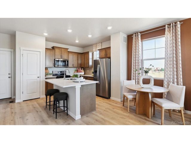 22494 E 6th Pl, Aurora, CO 80018