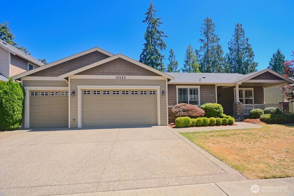 10123 88th Court SW, Lakewood, WA 98498