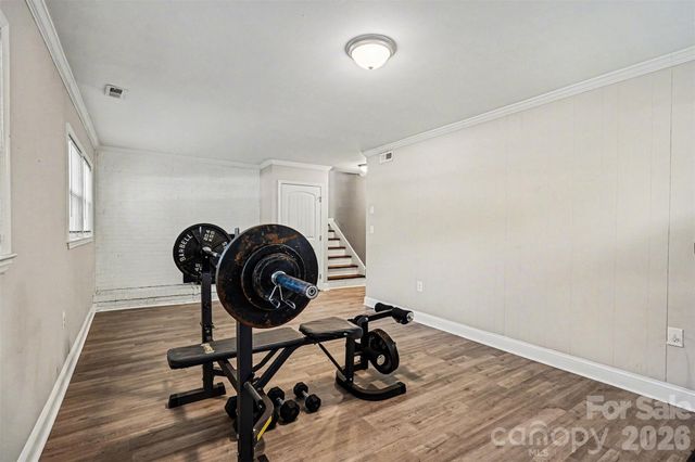 912 Bannister Place, Charlotte, NC 28213
