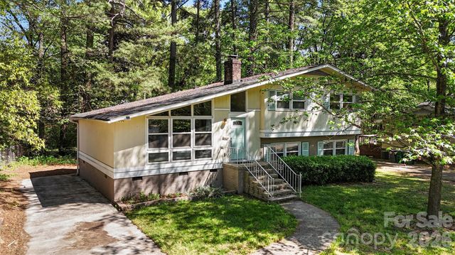 912 Bannister Place, Charlotte, NC 28213