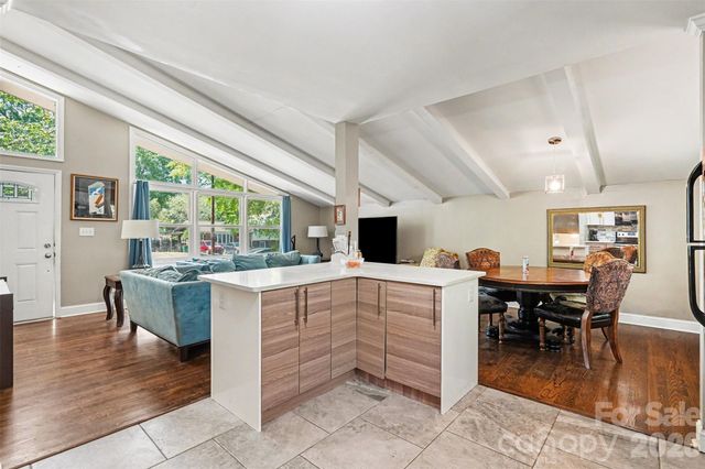 912 Bannister Place, Charlotte, NC 28213