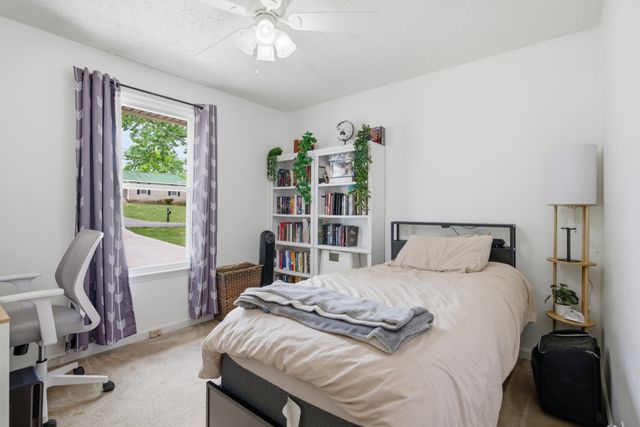 185 Township Dr, Hendersonville, TN 37075