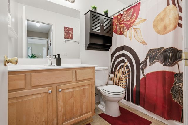 185 Township Dr, Hendersonville, TN 37075