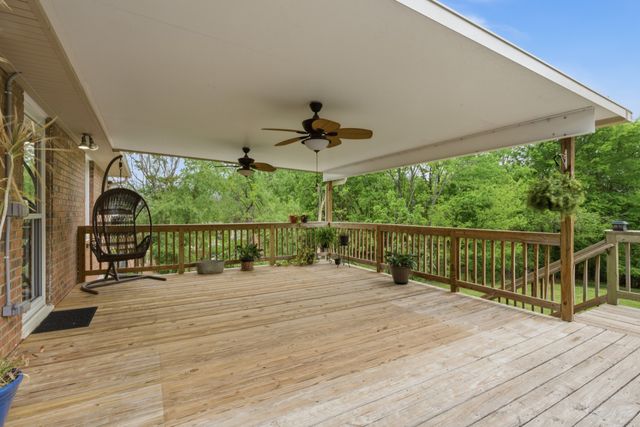 185 Township Dr, Hendersonville, TN 37075