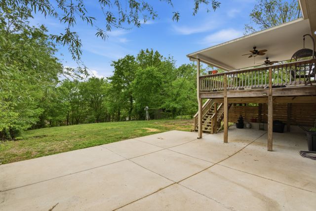 185 Township Dr, Hendersonville, TN 37075
